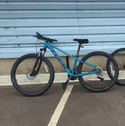 Blue trek marlin - 5, *wheelie