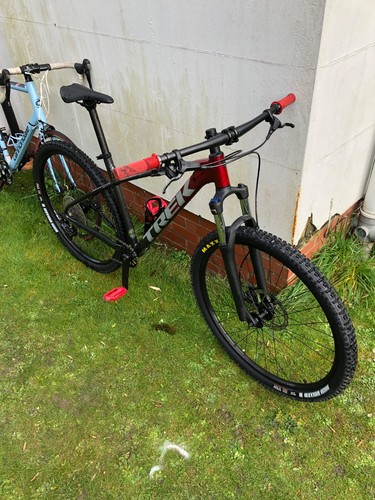 Trek marlin red black - marlin,