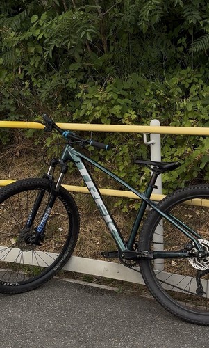 Trek marlin emerald iris - emerald,